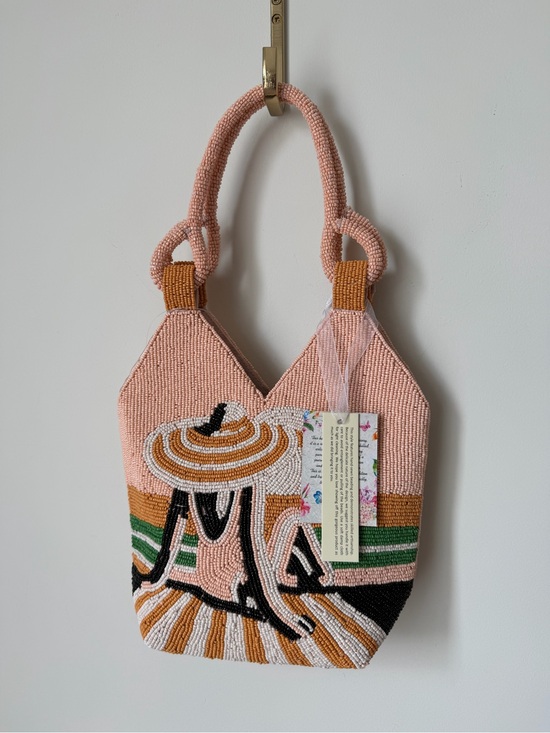 Handbags - Viral Beaded Pink woman in Straw Hat on the beach Bag